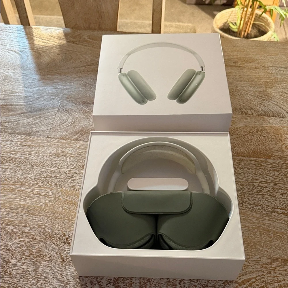 Apple AirPods Max - Picture 4 of 17